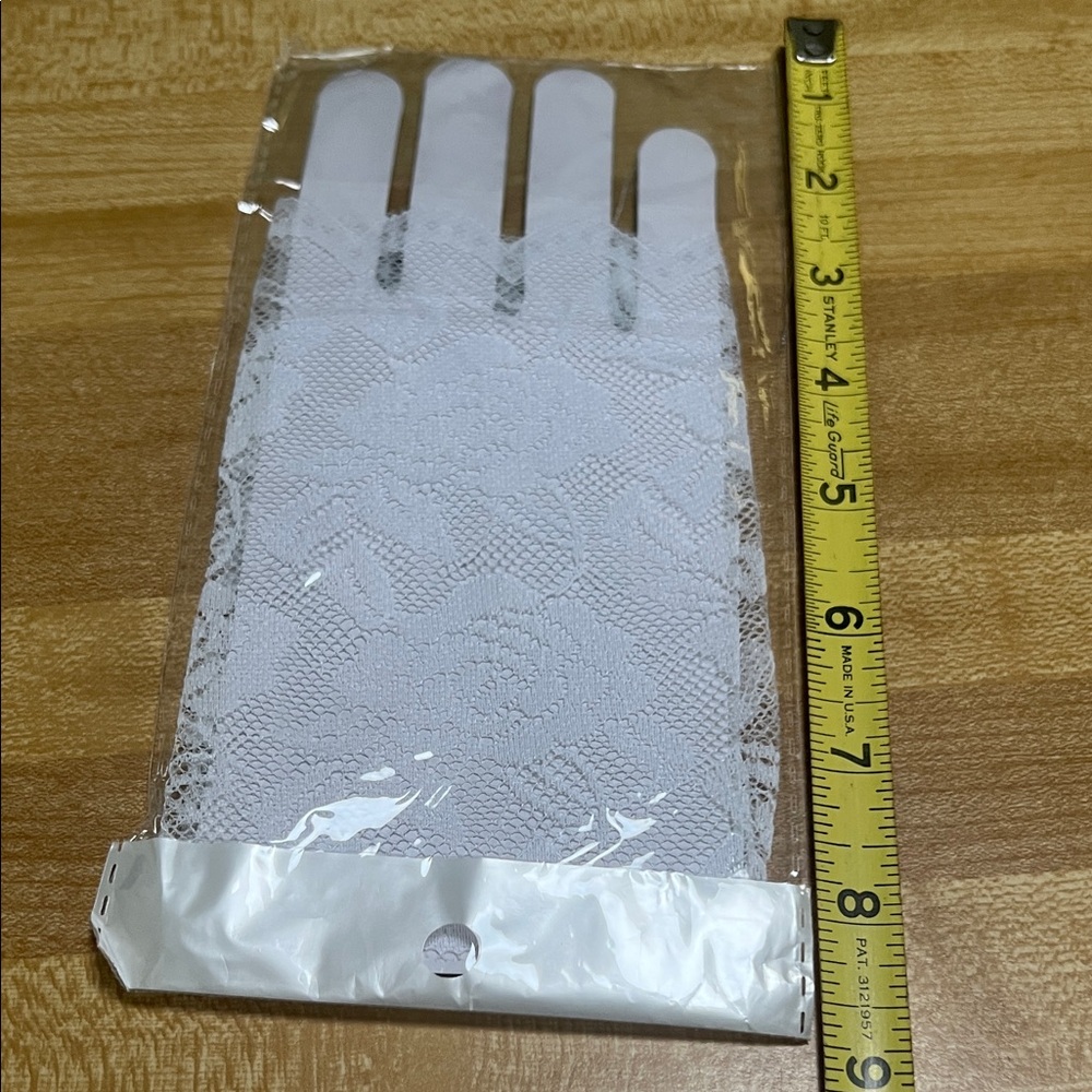 #0825 + White Glove Laces - Picture 2 of 6